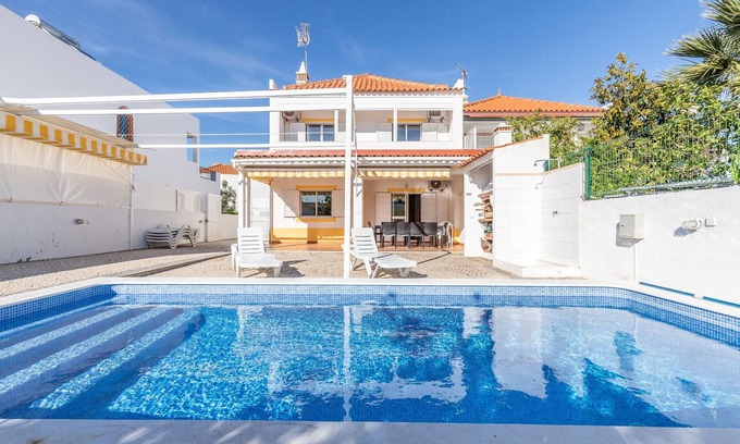 Manta Rota Chalet De Esquí | Villa con piscina privada by AlgarveManta (7v4)