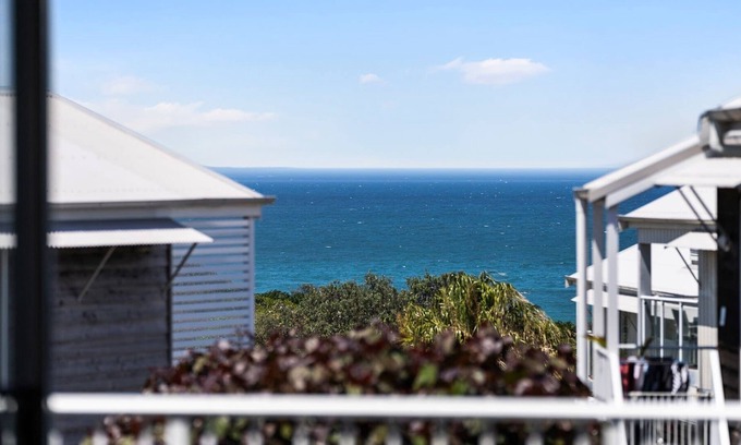 Caves Beach Casa | Villa with Seaside Soul - Newly Renovated