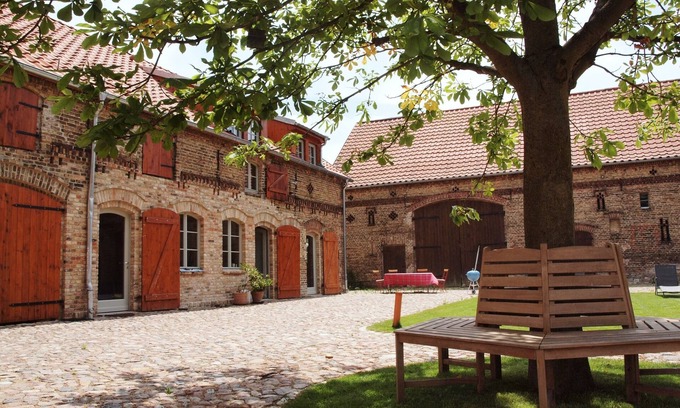 Fresdorf Apartamento | Villa Wunderlich, Blaue Wohnung - Schöne Fewo auf dem Land, bei Potsdam/ Berlin