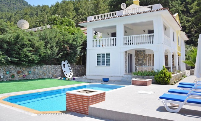 Yesiluzumlu Villa | Villa Xclusive (villa de lujo de 7 dormitorios, con capacidad para 14 personas)