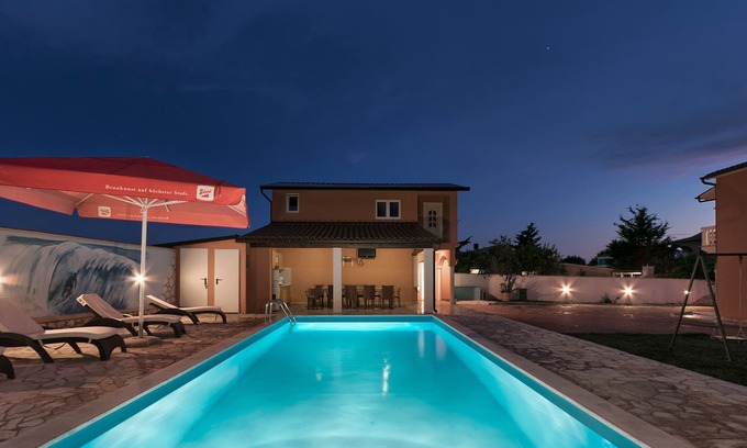 Skatari Villa | Villa Yasmin con piscina, piscina cubierta climatizada, sauna, gimnasio, gran porche