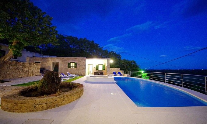 Benkovac Villa | Increíble villa nueva en plena naturaleza con impresionantes vistas