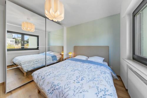 Roeser Apartamento | Villa66 Private bedroom 5 - Shared Kitchen