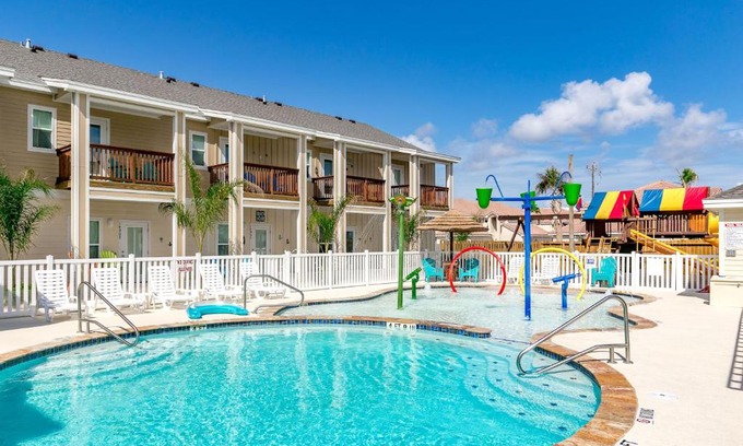 Corpus Christi Villa | Village by the Beach L824K