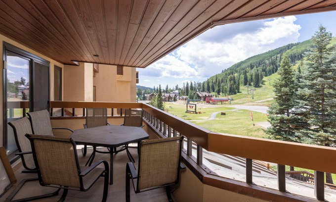 Purgatory Condominio | Village Center 411 - Managed by Purgatory Resort