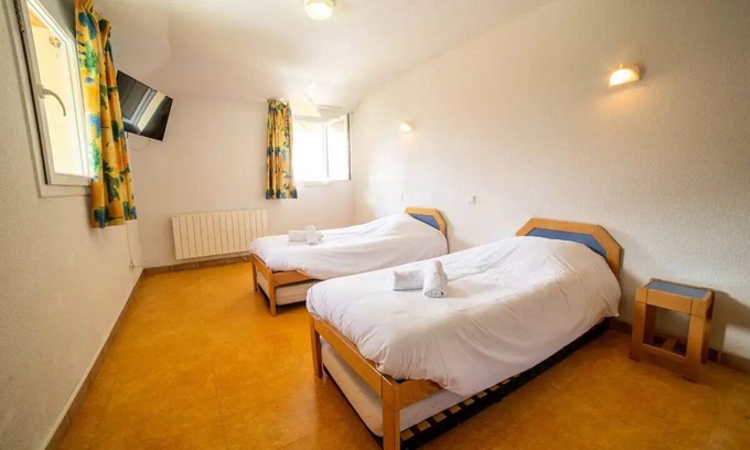 Saint-Etienne-de-Tinee Apartamento | Village Club Le Rabuons ** - Ternélia - Family room for 6 people