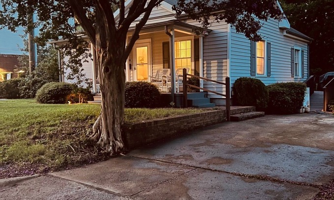Southwest Raleigh Casa | Village District - Historic 2-bedroom house in Raleigh