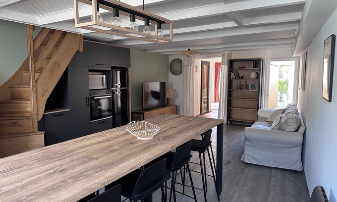 Saint-Trojan-les-Bains Casa | Village house in the heart of Saint Trojan