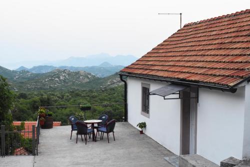 Donje Polje Apartamento | Village house Borozan