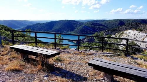 Sibenik Casa | Village House Fafarinka - close to Krka National Park