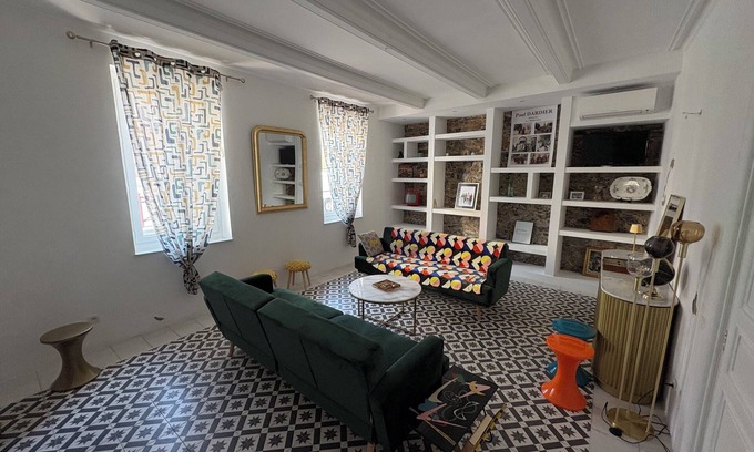 Port-la-Nouvelle Casa | Village house