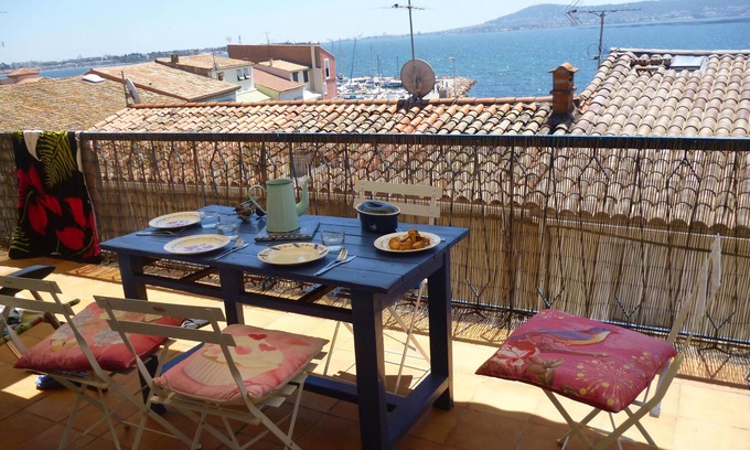 Bouzigues Casa | Casa de pueblo en Bouzigues- Gran terraza- vista sobre el estanque y Sète