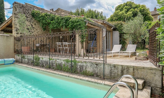 Rochegude Chalet De Esquí | Village house with swimming pool and pétanque court – Rochegude, Drôme Provençale