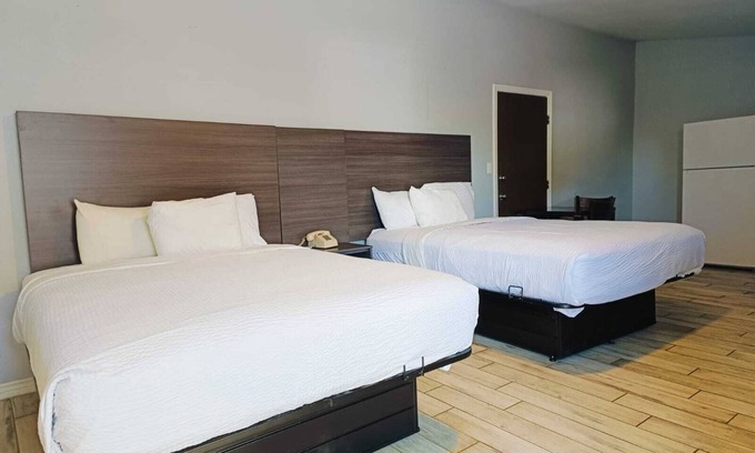 Rockport Hotel | Village Inn Motel