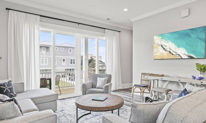 Emerald Isle Casa | Village West #20, Oceanside Townhouse in Emerald Isle, NC!