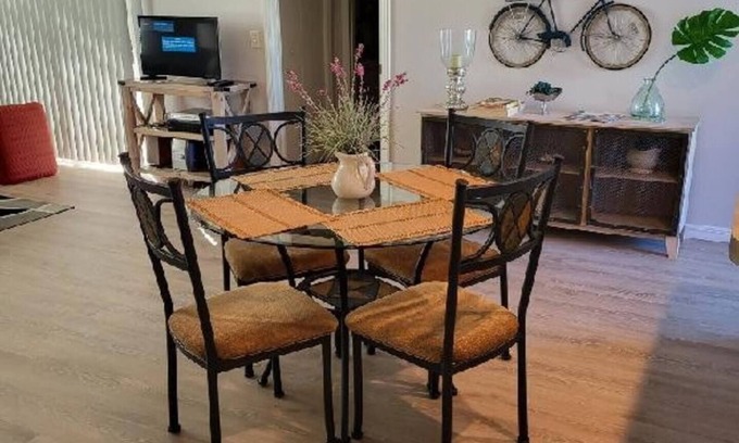 Chatham Casa | Villages home with Lanai & Golf Cart - Perfect location, golfers paradise