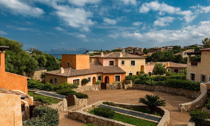 Baia Caddinas Apartamento | Villaggio Perlacea - Apartamento panorámico en la primera fila con una gran terraza panor��mica