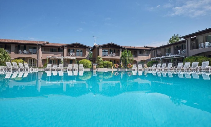 San Benedetto di Lugana Apartamento | Villaggio Turistico Lugana Marina