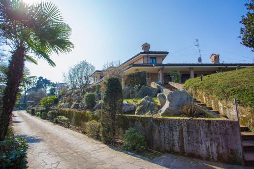 Barlassina Cama Y Desayuno | Villagramde