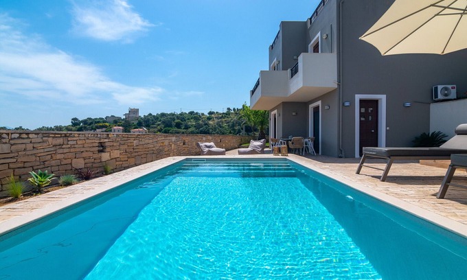 Maroulas Apartamento | Villaki studio geust house,Private pool