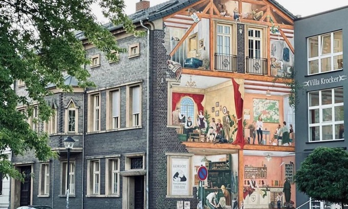 Burg Apartamento | VillaKrocker - Elbe cycle path meets wall artwork