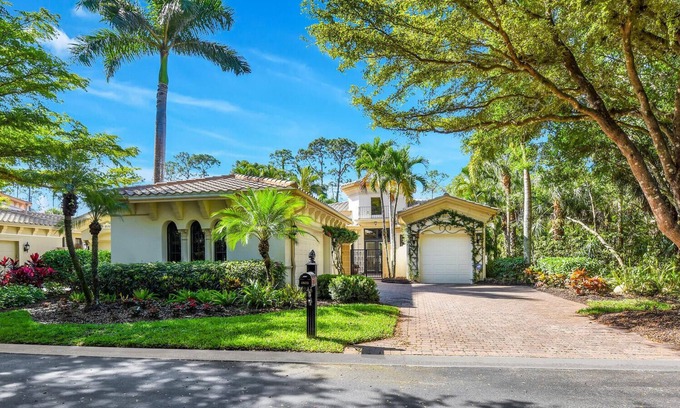 Mediterra Casa | Villalago: Relax, Recharge, and Discover Your Perfect Retreat
