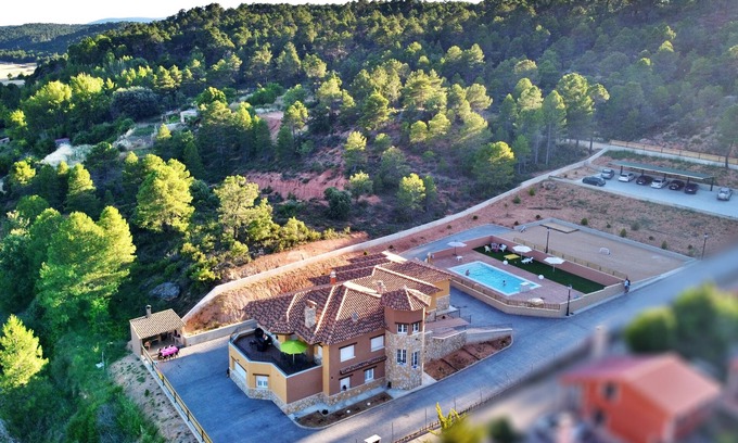 Villalba de la Sierra Chalet De Esquí | Villalbeja Casa Rural en Cuenca