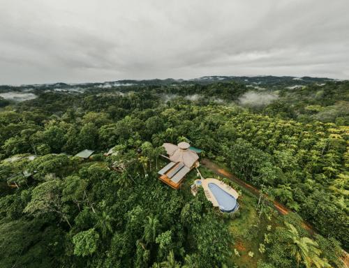 Puerto Jiménez Villa | Villas Corcovado-AC-Jacuzzi-Pool-Great Views-Nature-Relaxing