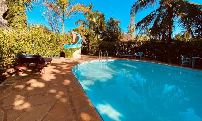 Galu Beach Villa | Villas Dora and Holly