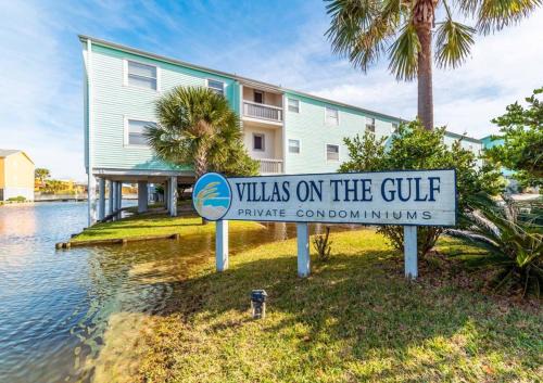 Pensacola Beach Casa | Villas on the Gulf 2B Townhome - B7
