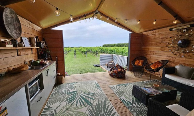 Clive Alquiler De RV | Villas & Vines Glamping