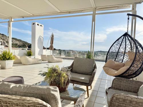 Vari-Voula-Vouliagmeni Apartamento | Villasonboard Vouliagmeni Penthouse Veranda Sea-view & beach