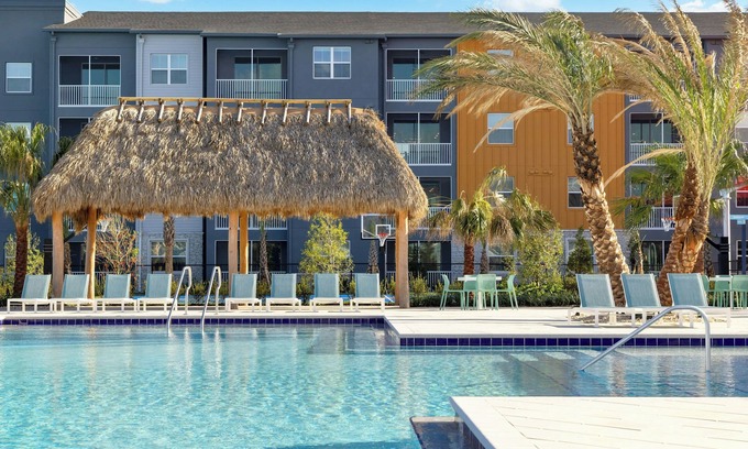 Florida Center Hotel | Villatel Orlando Resort, Apartments by Marriott Bonvoy