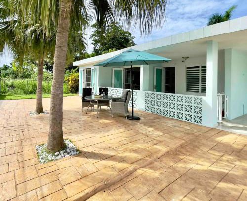 Guaniquilla Casa | Villatoña, 4BR, Beach house with pool