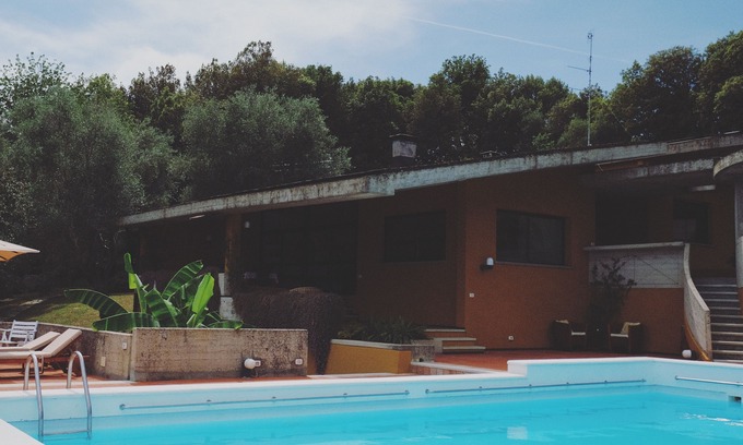 Pesaro Villa | Villa Vinicio. Immersed in the nature of the first hills of Pesaro.