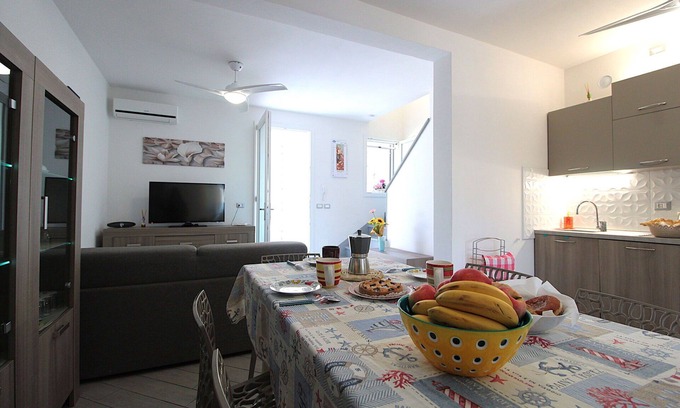 Lido degli Scacchi Casa | Casa de vacaciones en Lido Degli Estensi con 2 habitaciones, capacidad 6