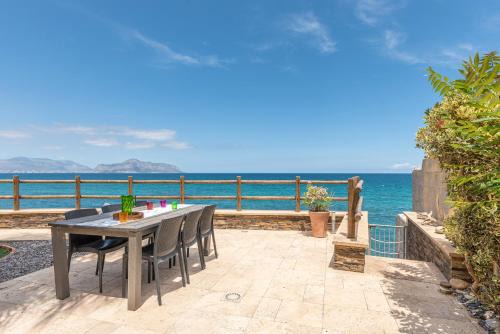 Ficarazzi Casa | Villetta Ficarazzi by Wonderful Italy
