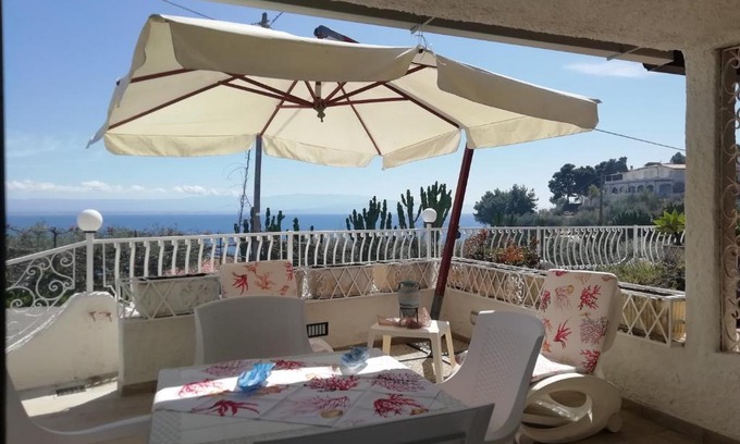 Santa Maria Casa | Villetta La Scialuppa Capo Vaticano