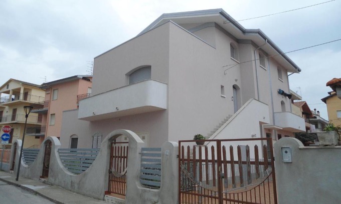 Pineto Apartamento | Villino Di Girolamo
