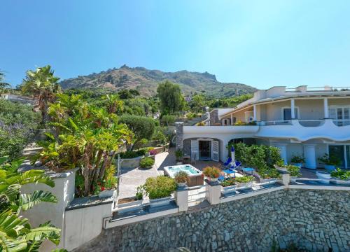 Succhivo Casa | Villino La Canfora