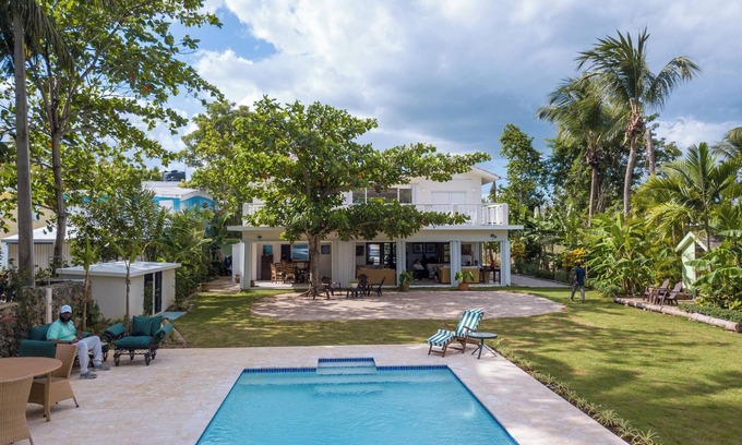 Guayacanes Villa | Villla con playa privada