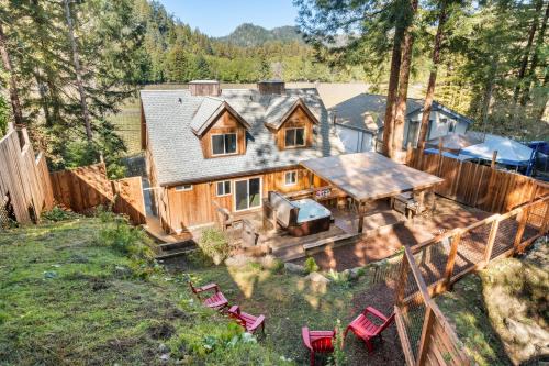 Guerneville Casa | Vinewood Lodge