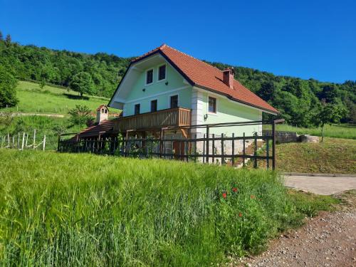 Semic Casa | Vineyard cottage Klobčar