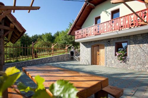 Trska Gora Casa | Vineyard Cottage Lustek