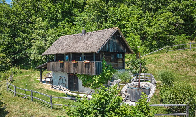 Srednje Grcevje Casa | Vineyard Cottage Pavlin 1, Otočec, Slovenia