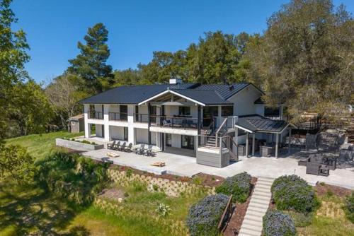 Templeton Casa | Vineyard House at Oak & Vine