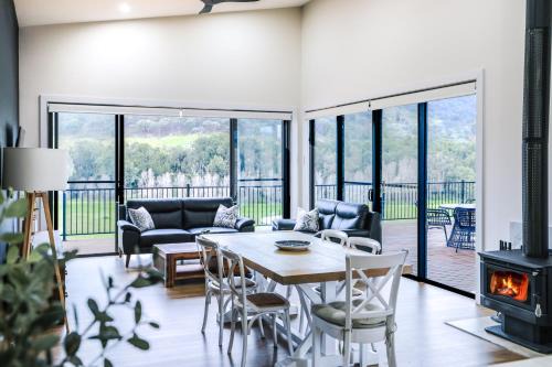 Apple Tree Flat Casa | Vineyard stay at Mudgee