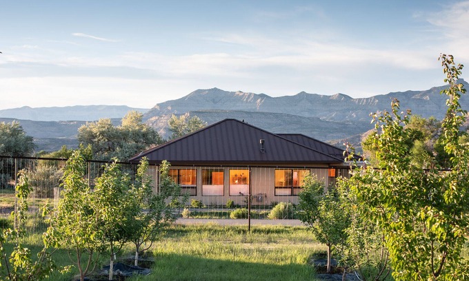 Mesa Casa | Vini's Place- A Cool Creek Retreat