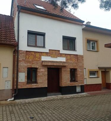 Sedlec Casa | Vinný sklípek u Dědy