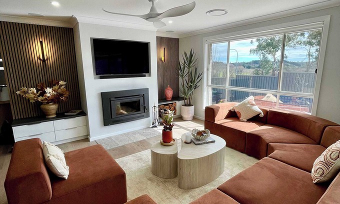 Bletchington Casa | Vinosa Summary: Where